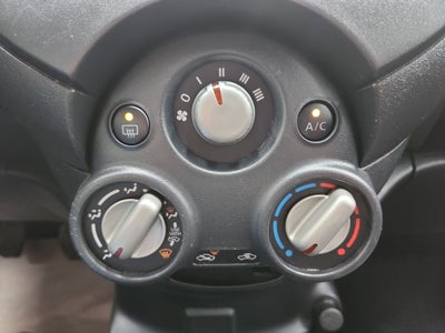 2020 Nissan VERSA MT AC 1.6L