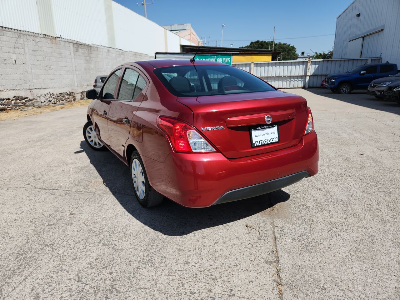 2020 Nissan VERSA MT AC 1.6L