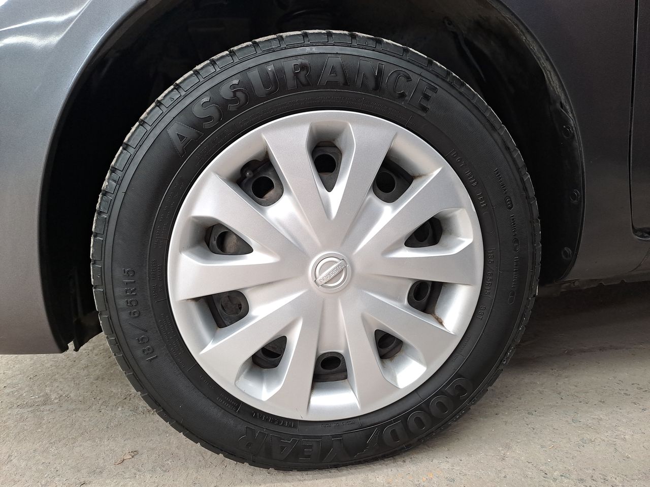 2020 Nissan VERSA MT AC 1.6L