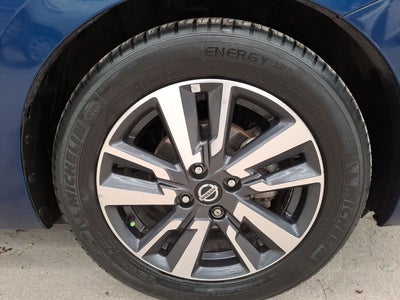 2022 Nissan VERSA ADVANCE CVT 22