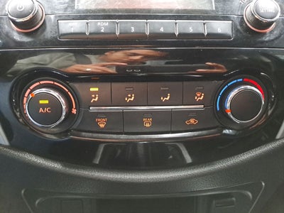 2020 Nissan FRONTIER LE TM AC