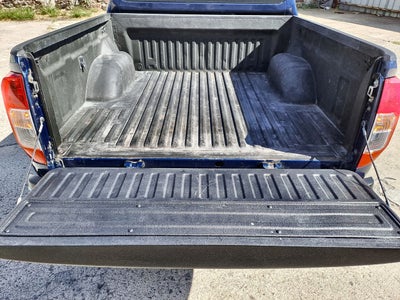 2020 Nissan FRONTIER LE TM AC