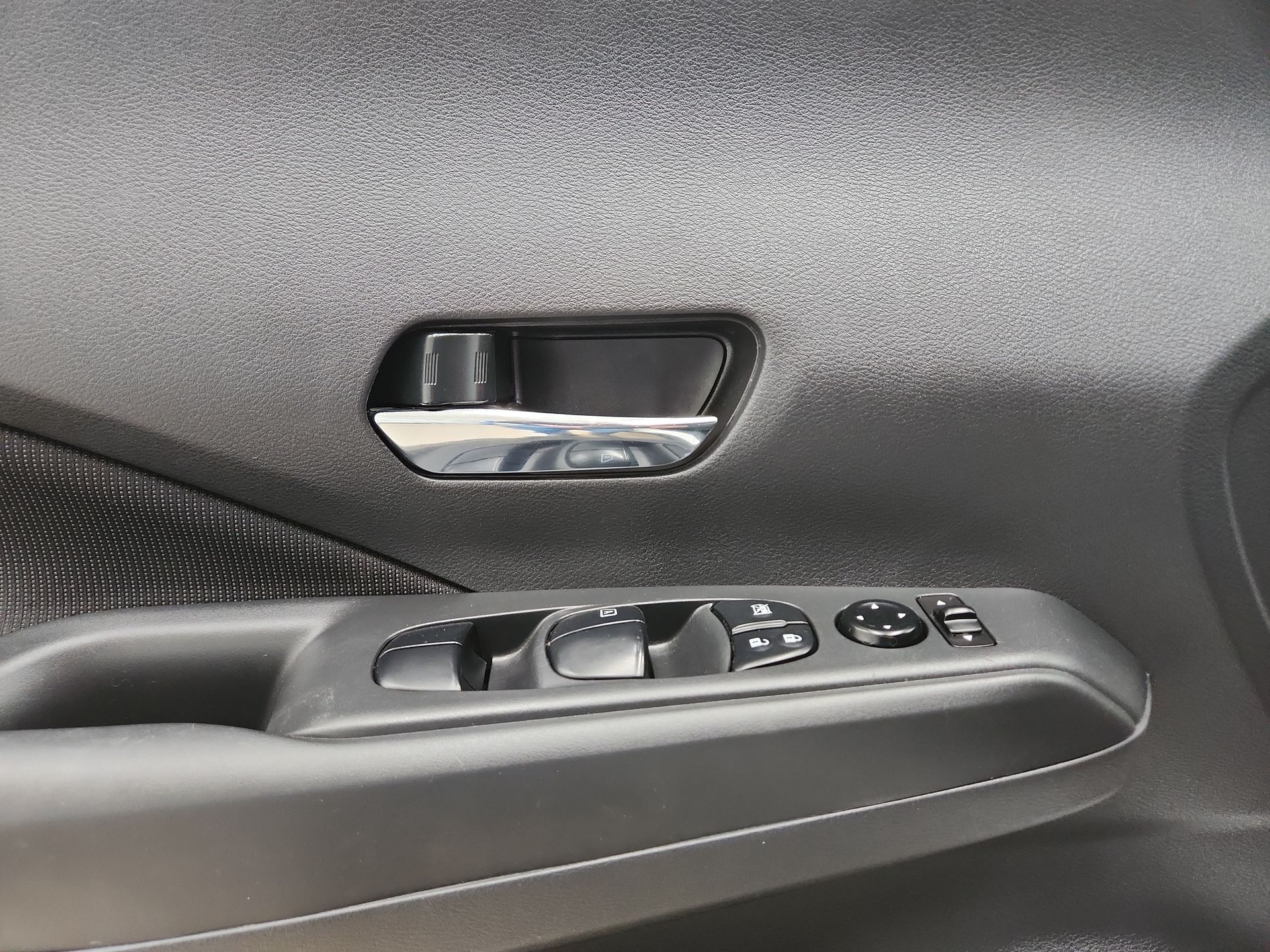 2025 Nissan KICKS ADVANCE 1.6 LTS CVT 25