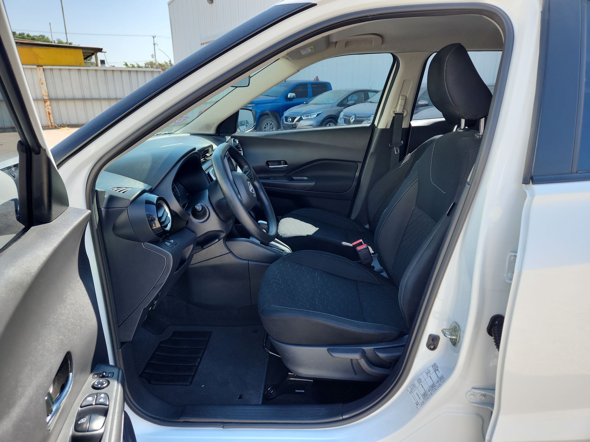 2025 Nissan KICKS ADVANCE 1.6 LTS CVT 25