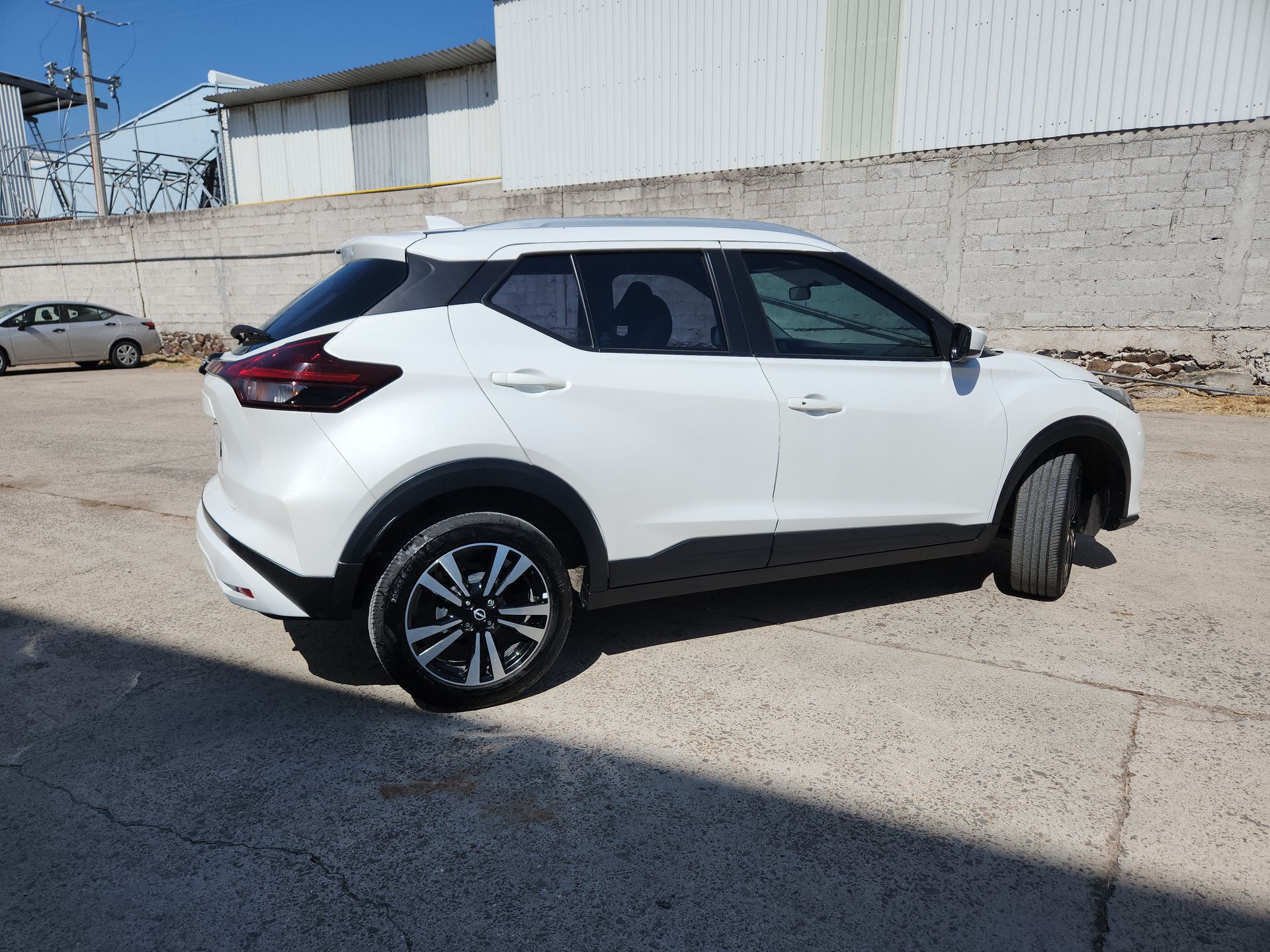2025 Nissan KICKS ADVANCE 1.6 LTS CVT 25