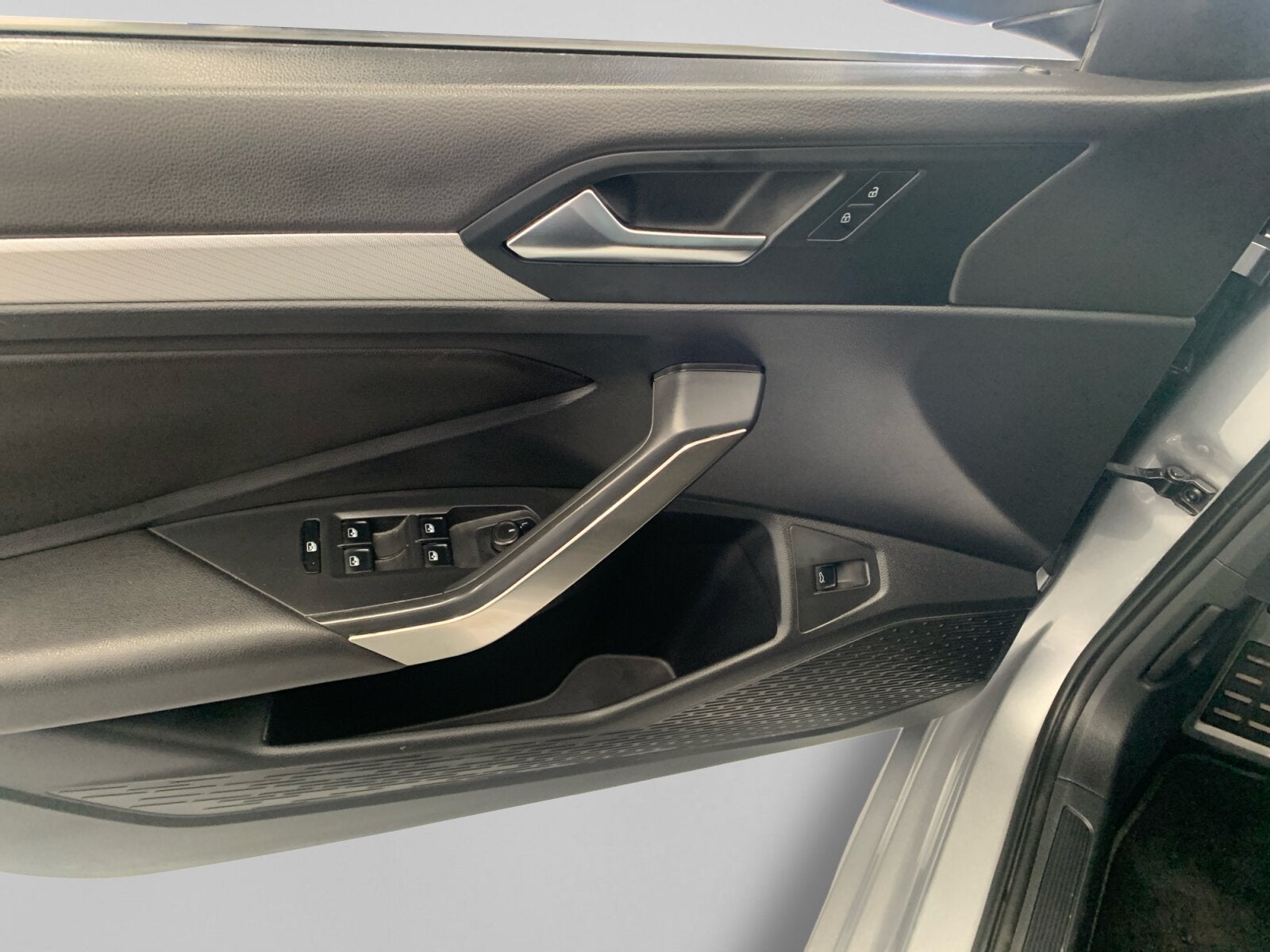 2020 Volkswagen JETTA TRENDLINE STD.