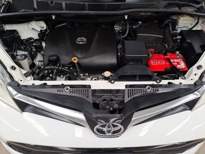 2018 Toyota SIENNA LE