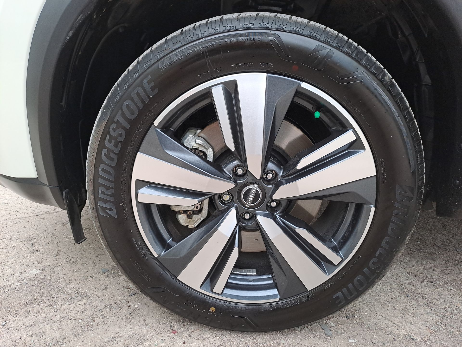 2025 Nissan X-TRAIL PLATINUM E-POWER 2 ROW 25