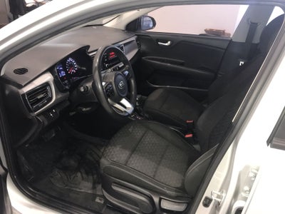 2018 Kia RIO LX 1.6 AT