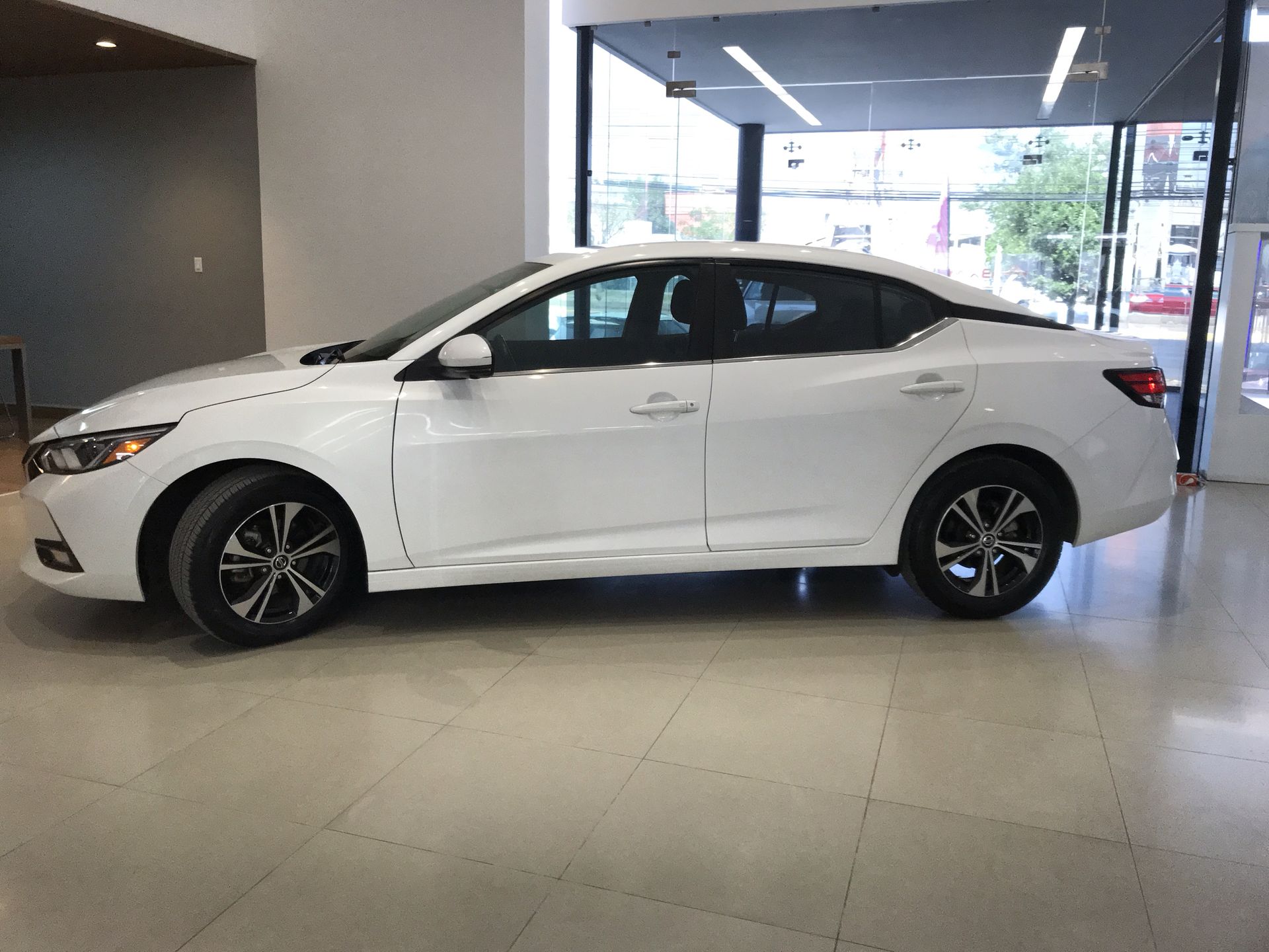 2022 Nissan SENTRA ADVANCE CVT 22