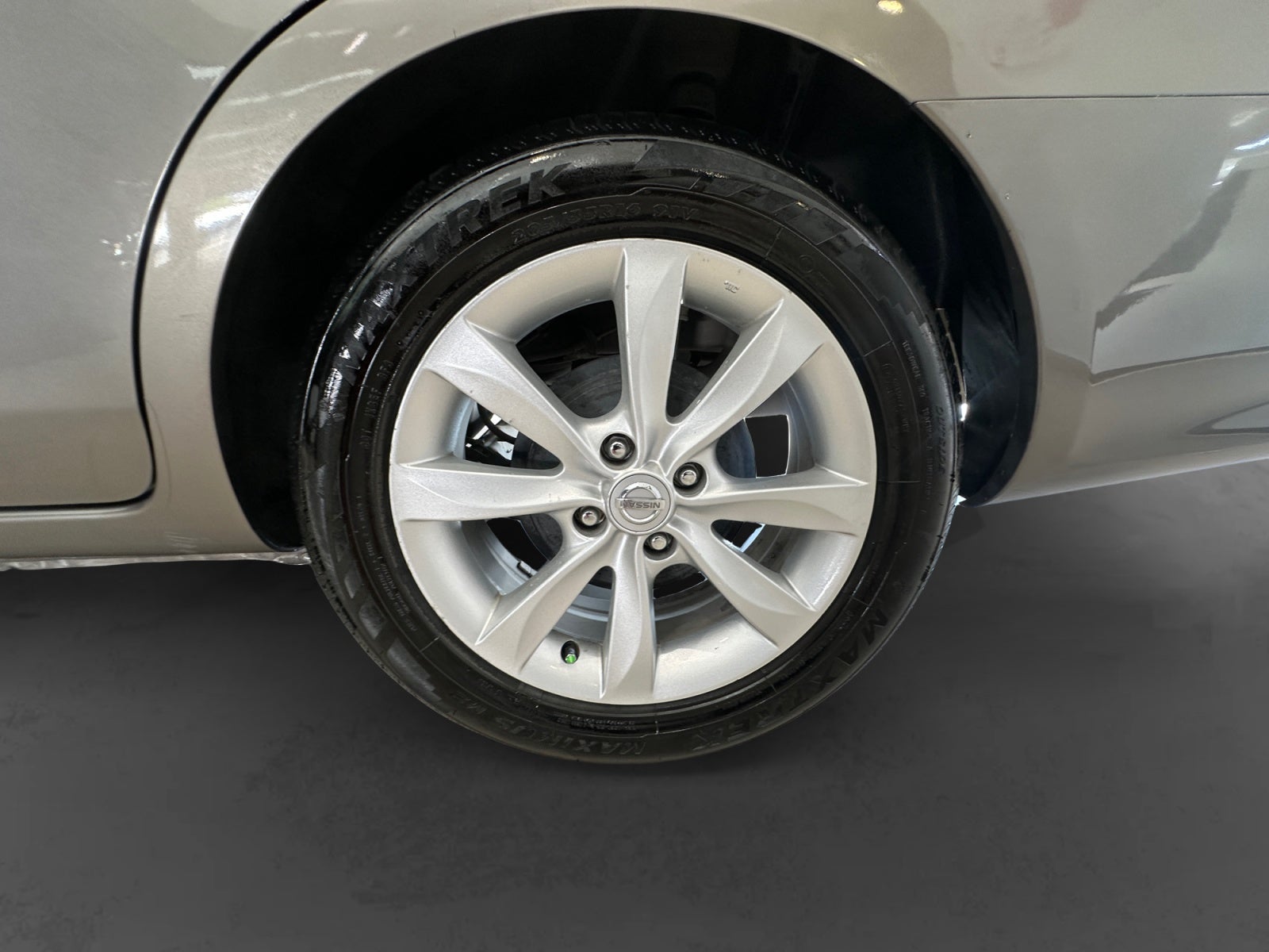 2018 Nissan VERSA ADVANCE MT AC