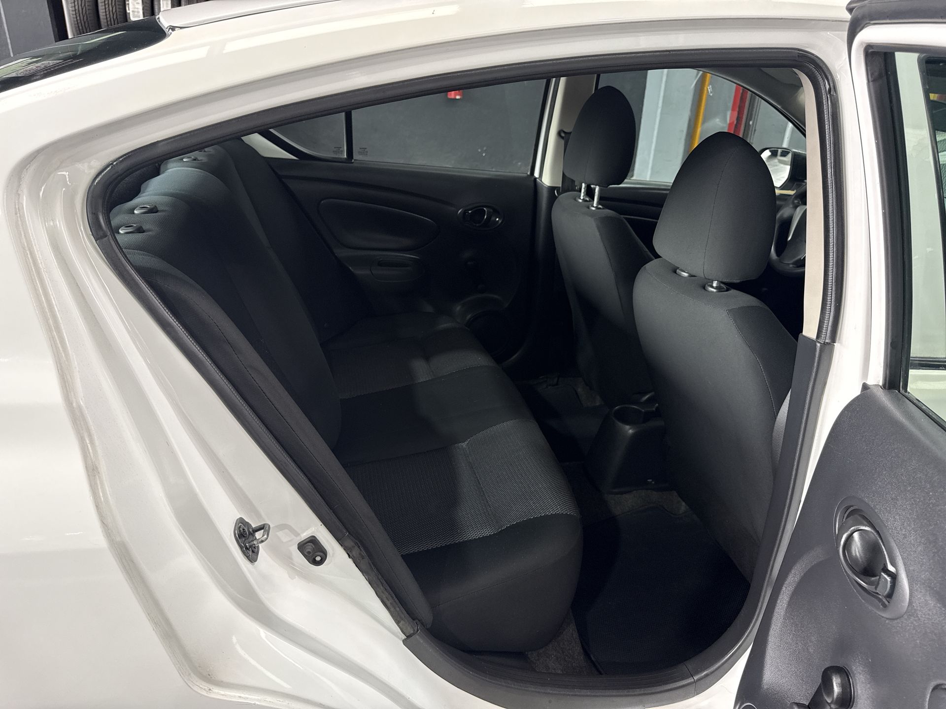 2020 Nissan VERSA MT AC 1.6L