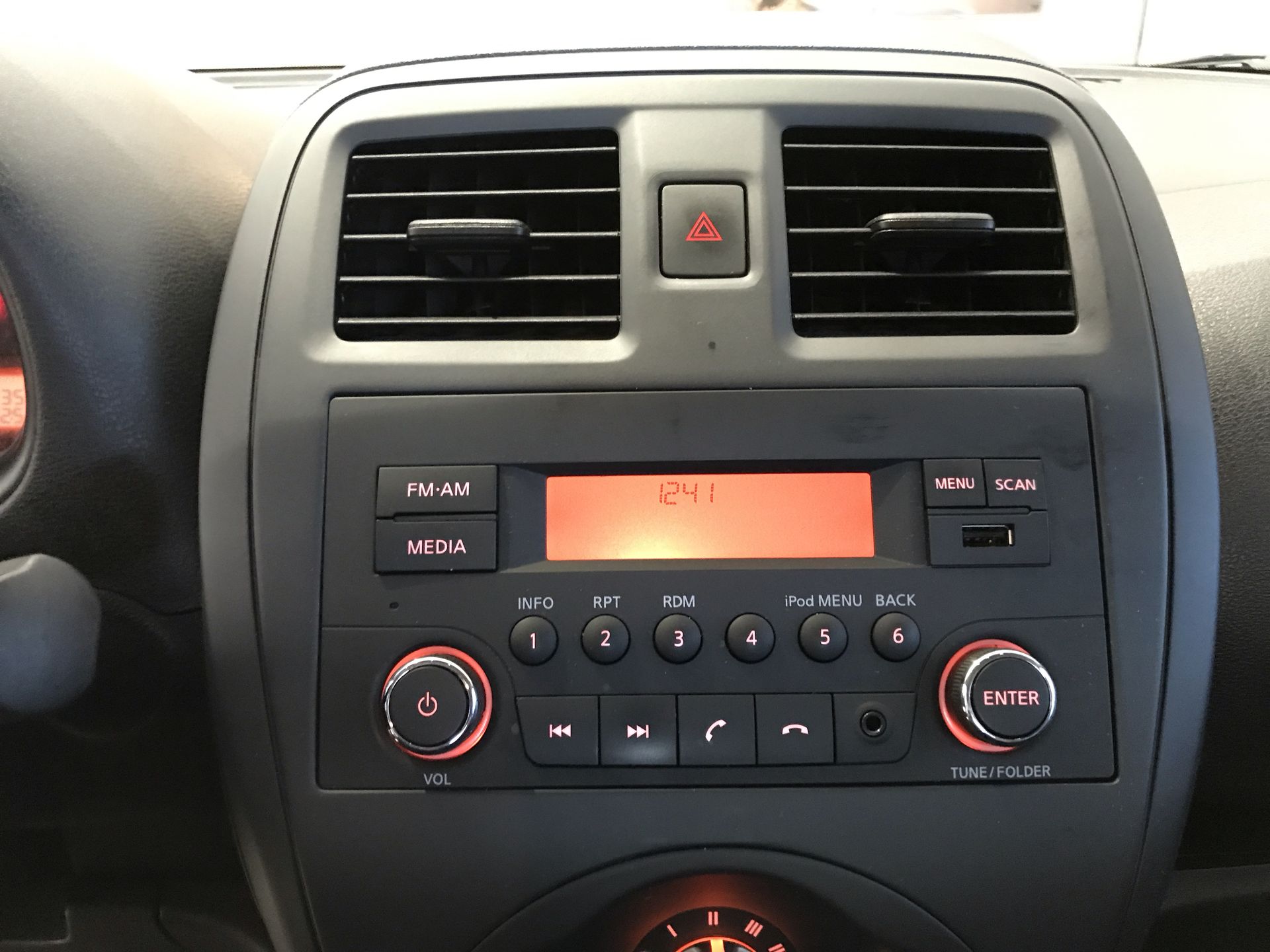 2024 Nissan V-DRIVE V-DRIVE TM A/C AUDIO 24