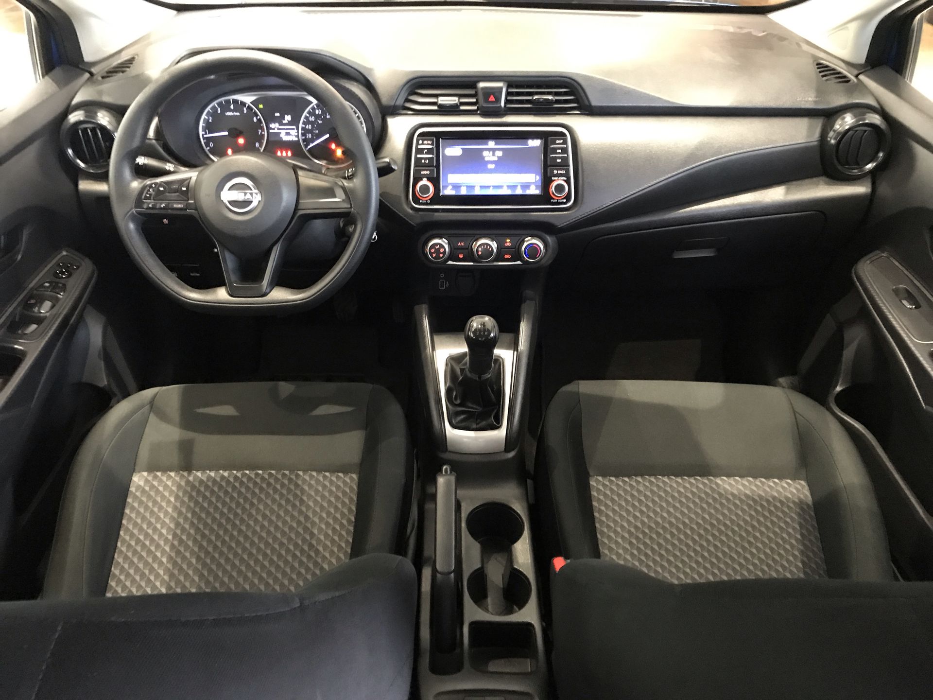 2024 Nissan VERSA SENSE MT 24