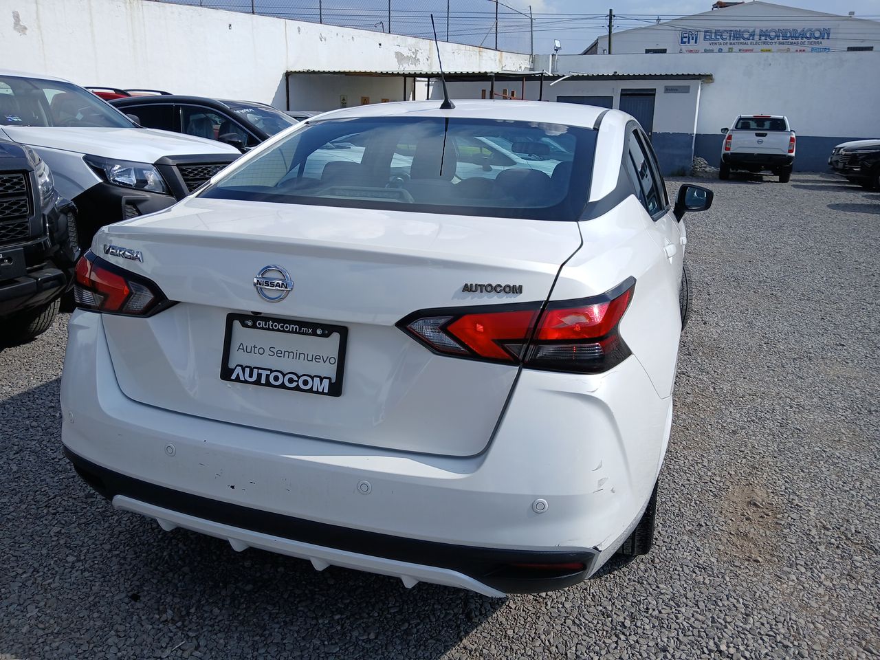 2021 Nissan VERSA ADVANCE MT 21