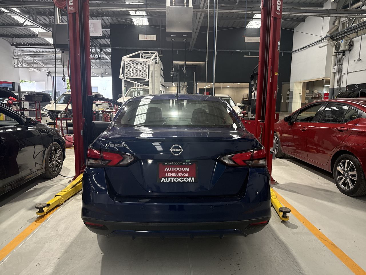 2023 Nissan VERSA ADVANCE MT 23