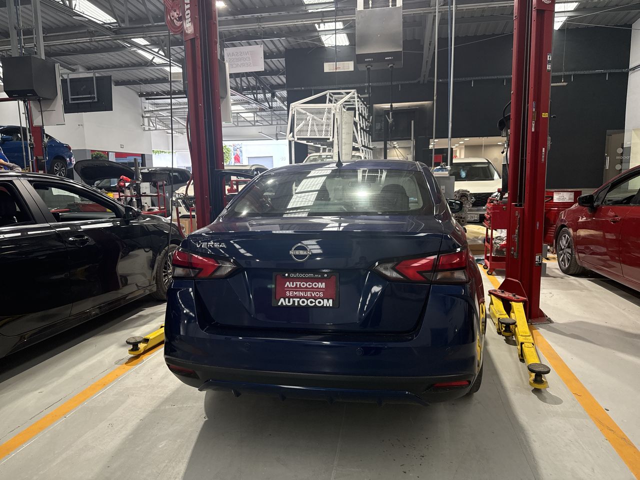 2023 Nissan VERSA ADVANCE MT 23