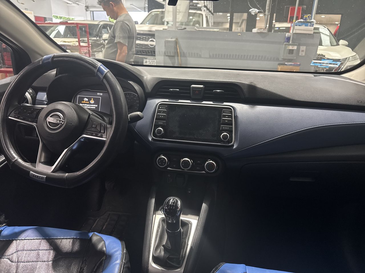 2023 Nissan VERSA ADVANCE MT 23