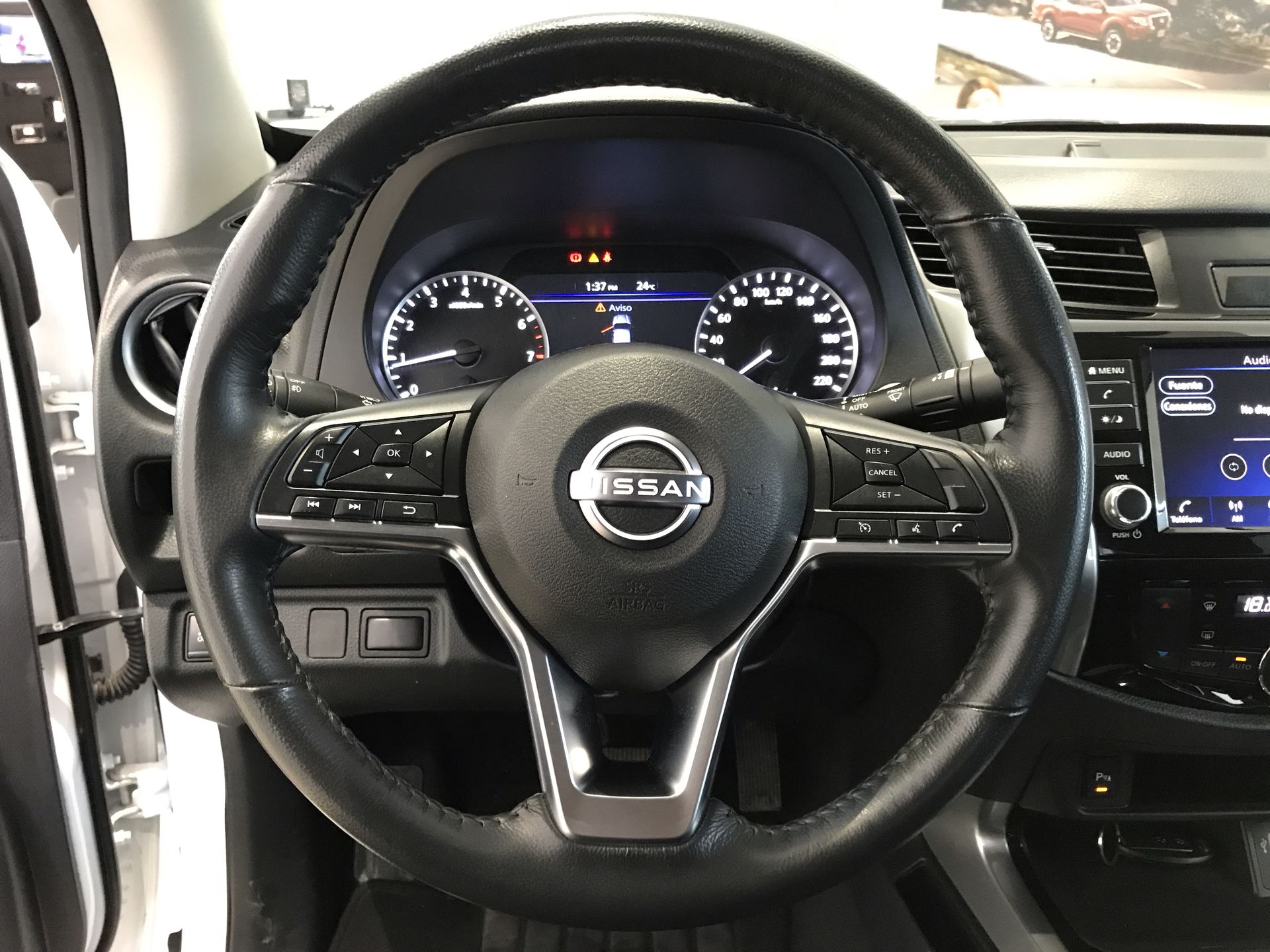 2023 Nissan FRONTIER PLATINUM LE TA 23