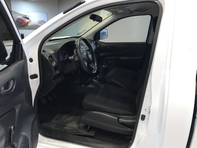 2024 Nissan NP300 NP300 CHASIS TM AC 24