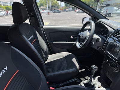 2021 RENAULT STEPWAY INTENS CVT