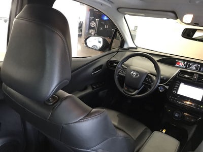2020 Toyota PRIUS PREMIUM