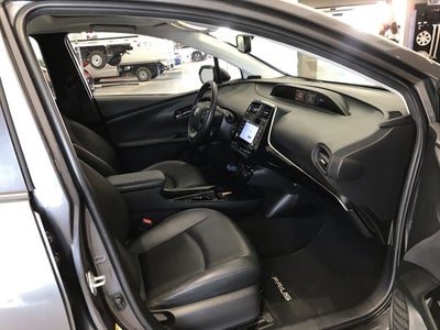 2020 Toyota PRIUS PREMIUM