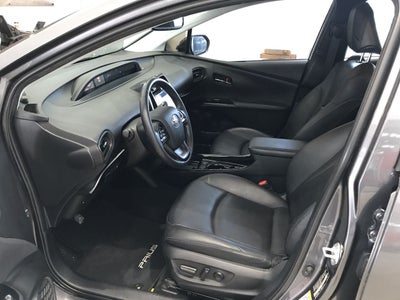 2020 Toyota PRIUS PREMIUM