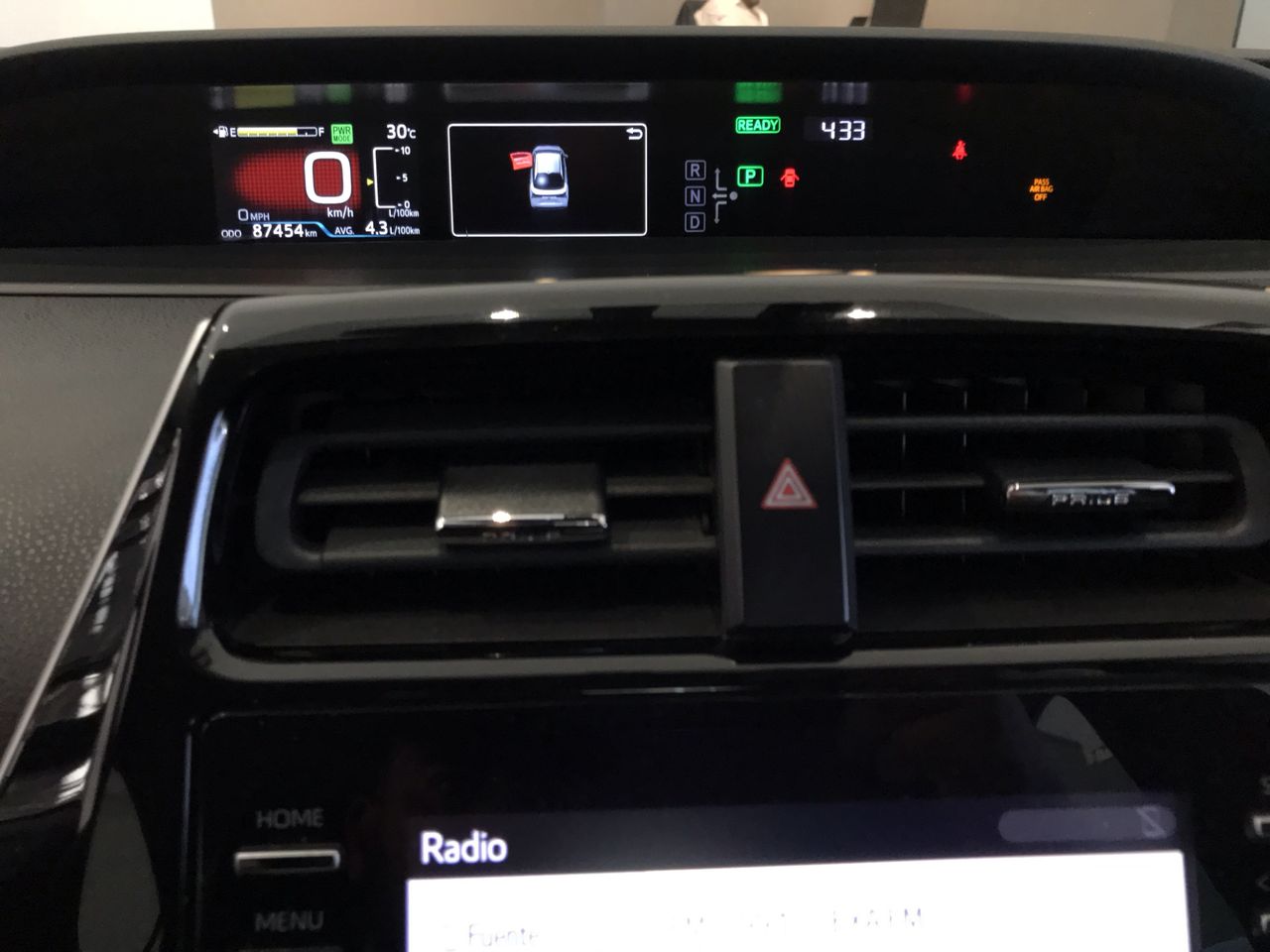 2020 Toyota PRIUS PREMIUM