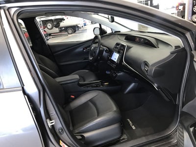 2020 Toyota PRIUS PREMIUM