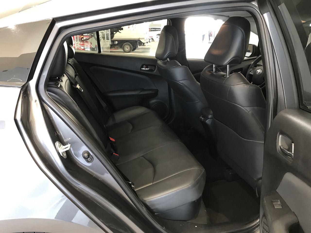 2020 Toyota PRIUS PREMIUM