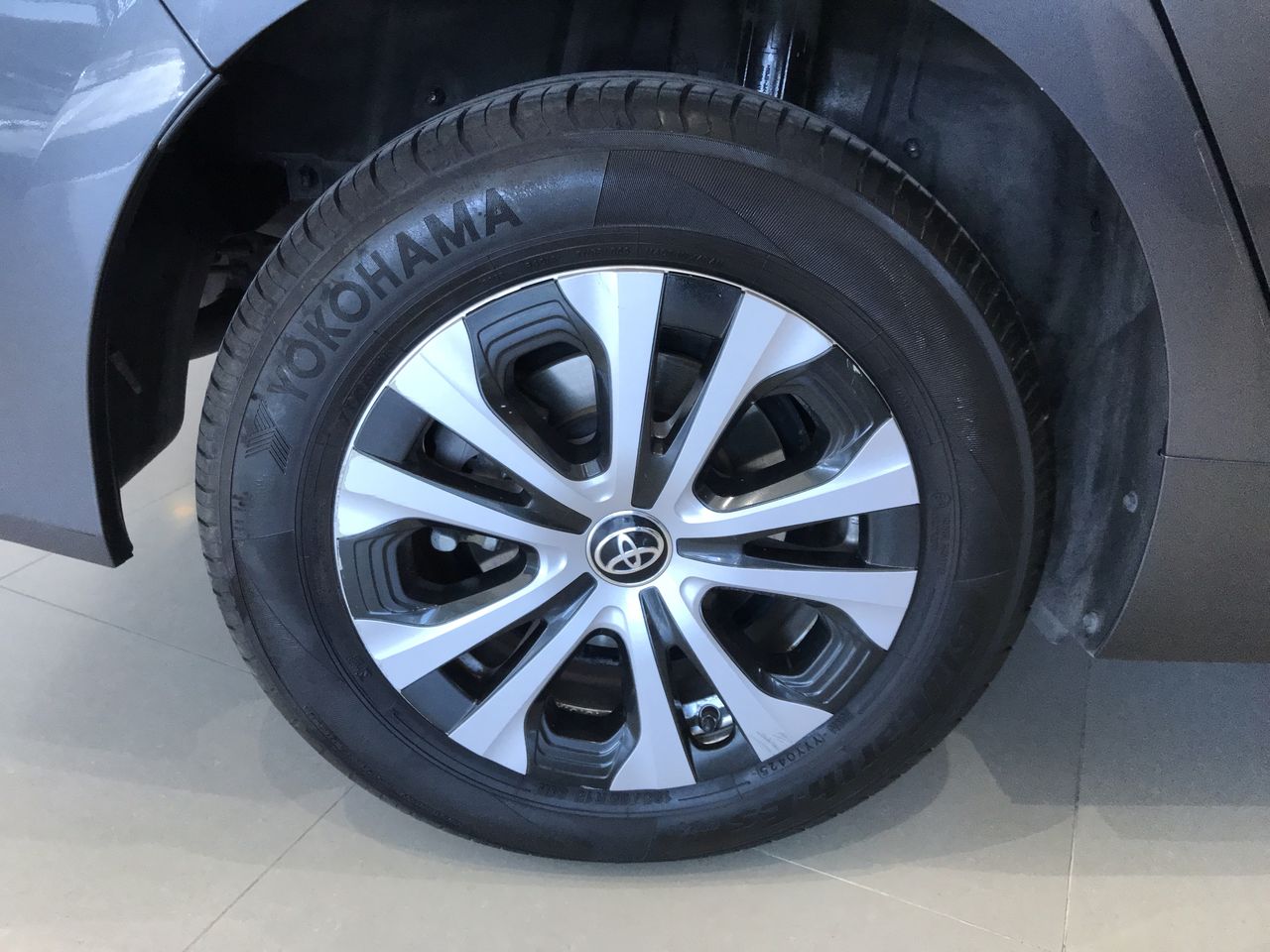 2020 Toyota PRIUS PREMIUM