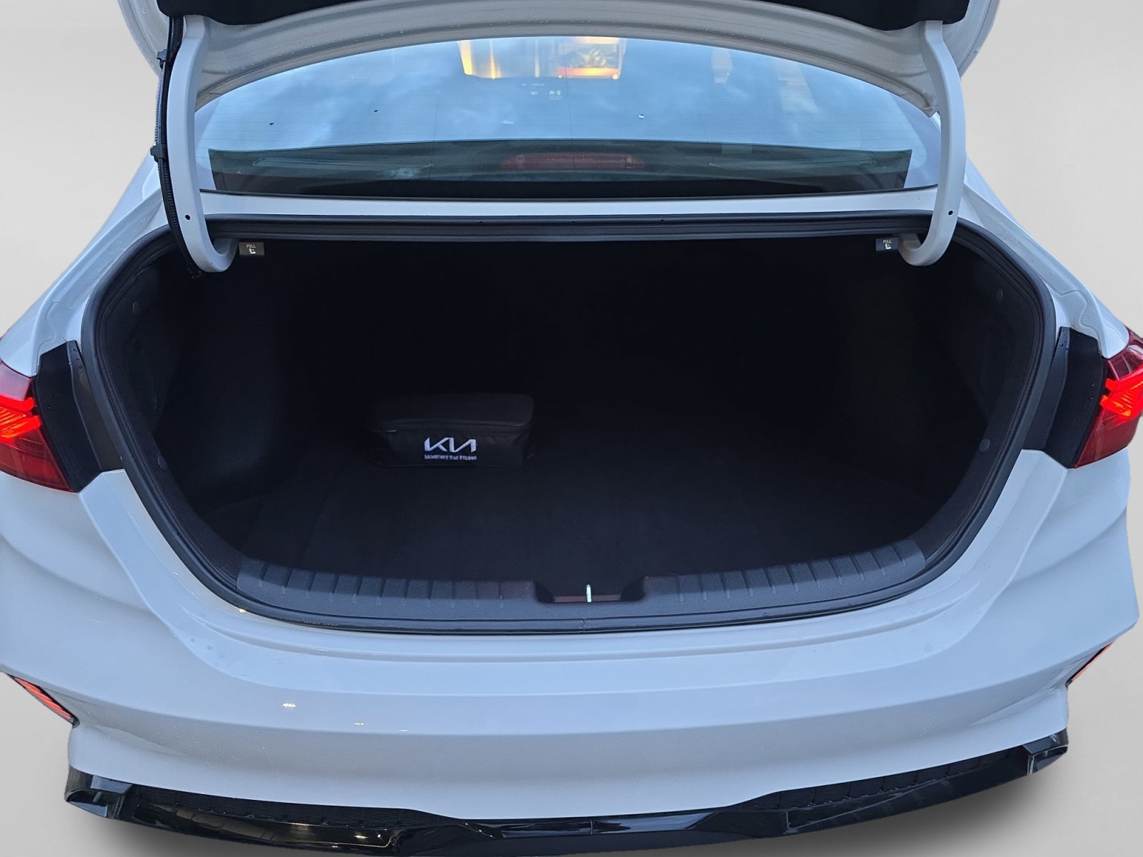 2023 Kia FORTE LX TM