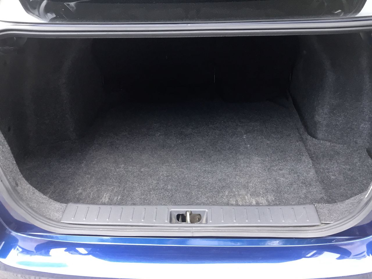 2021 Nissan VERSA ADVANCE MT 21