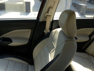 2020 Nissan VERSA PLATINUM CVT