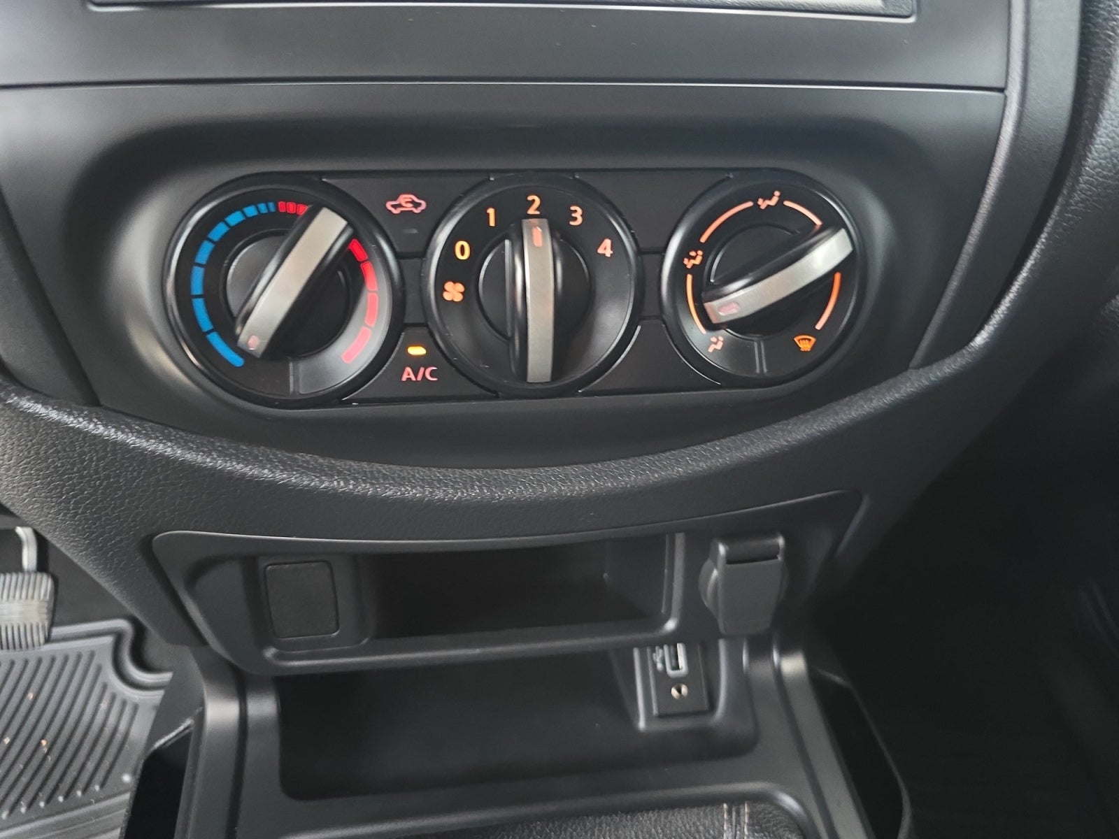 2025 Nissan FRONTIER PICK UP TM AC 25