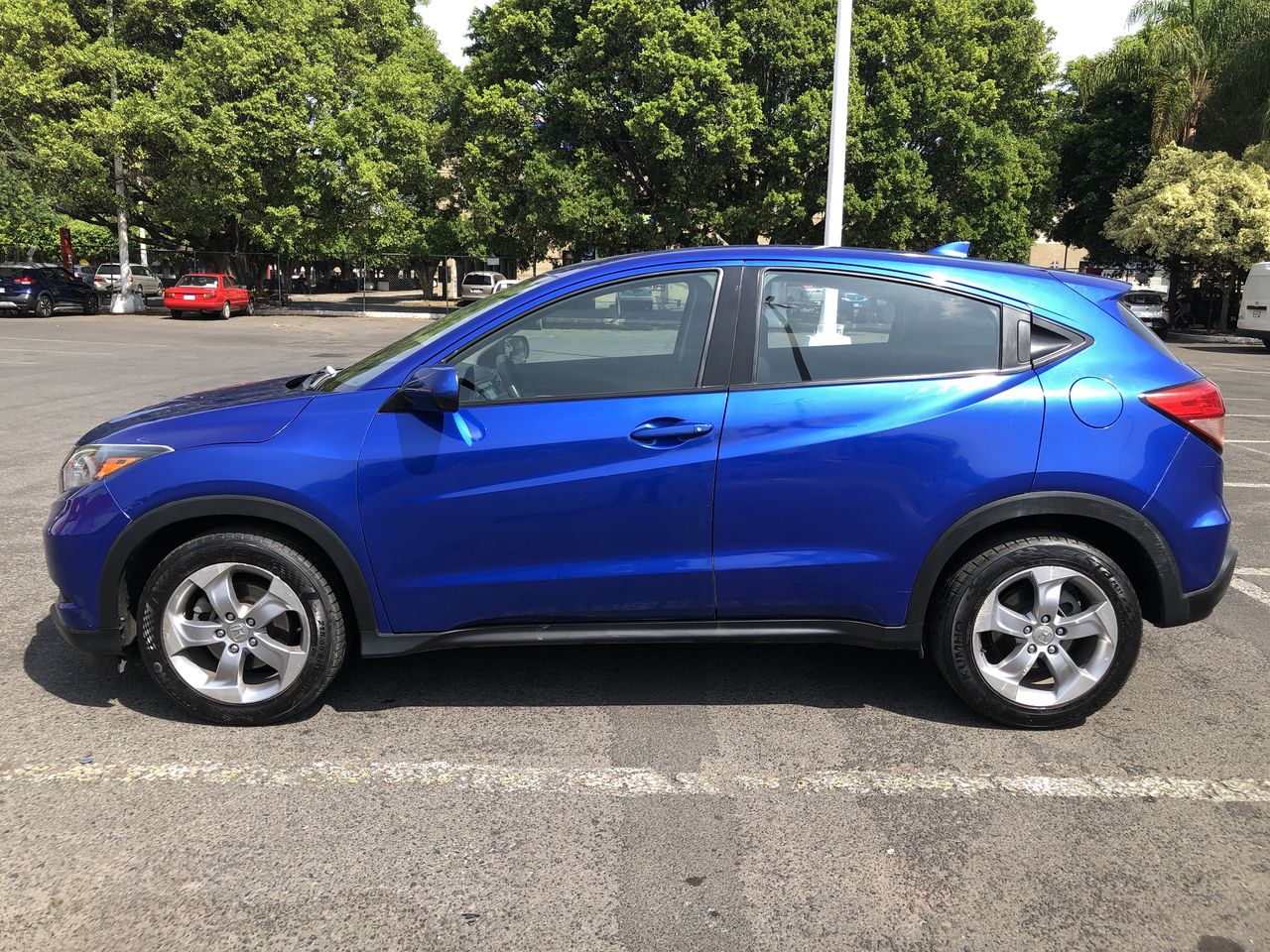 2018 Honda HR-V HR-V UNIQ T/M