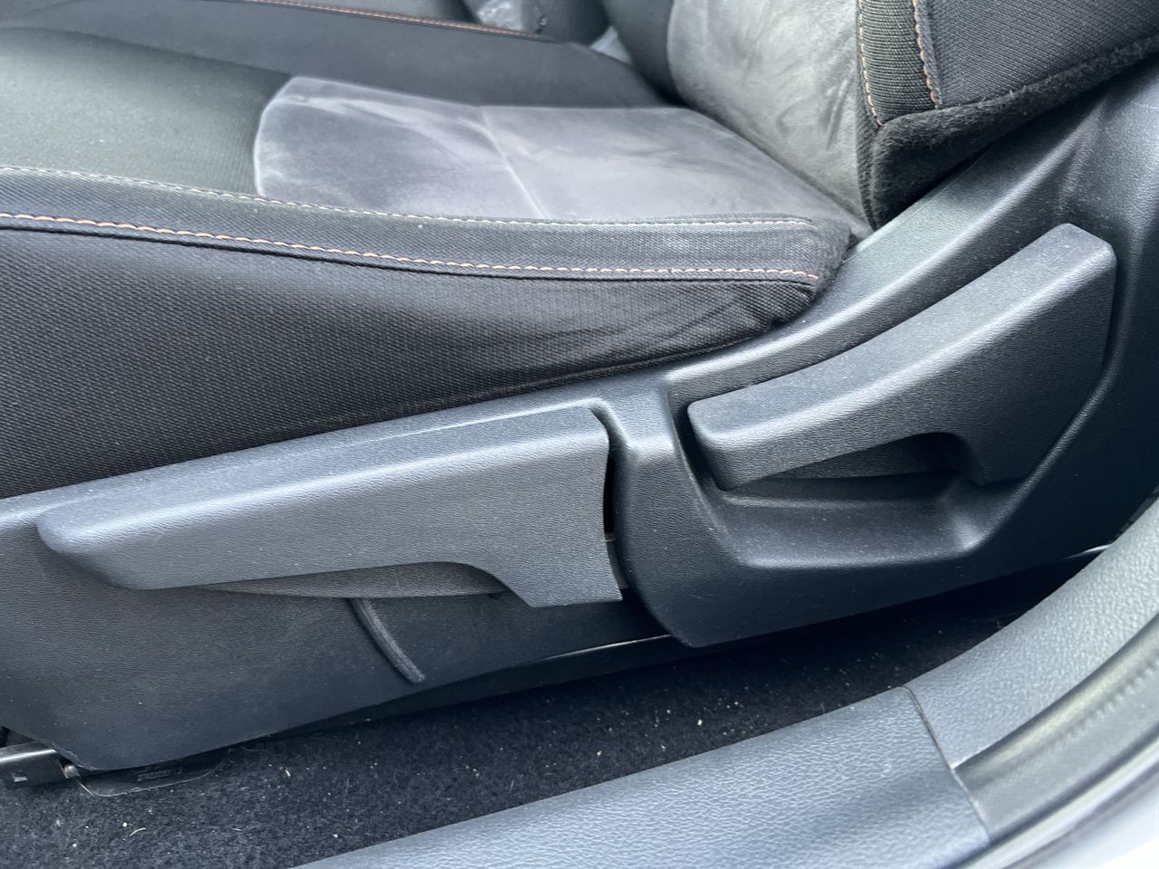 2021 Nissan SENTRA SR BITONO CVT 21