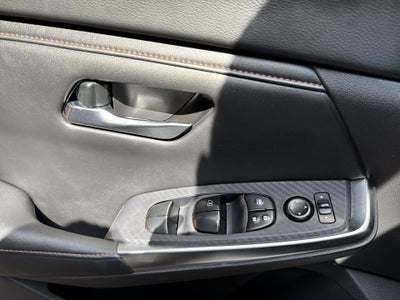 2023 Nissan SENTRA SR CVT 23