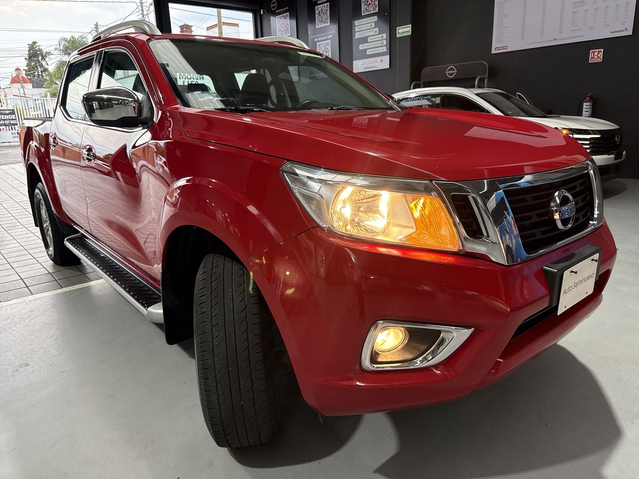 2020 Nissan FRONTIER LE TM AC