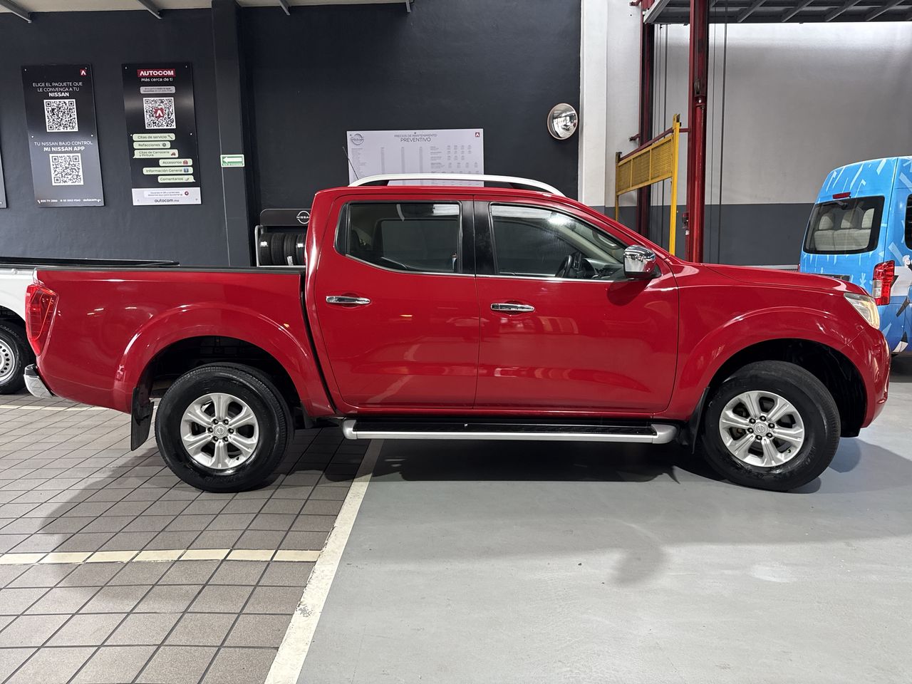 2020 Nissan FRONTIER LE TM AC