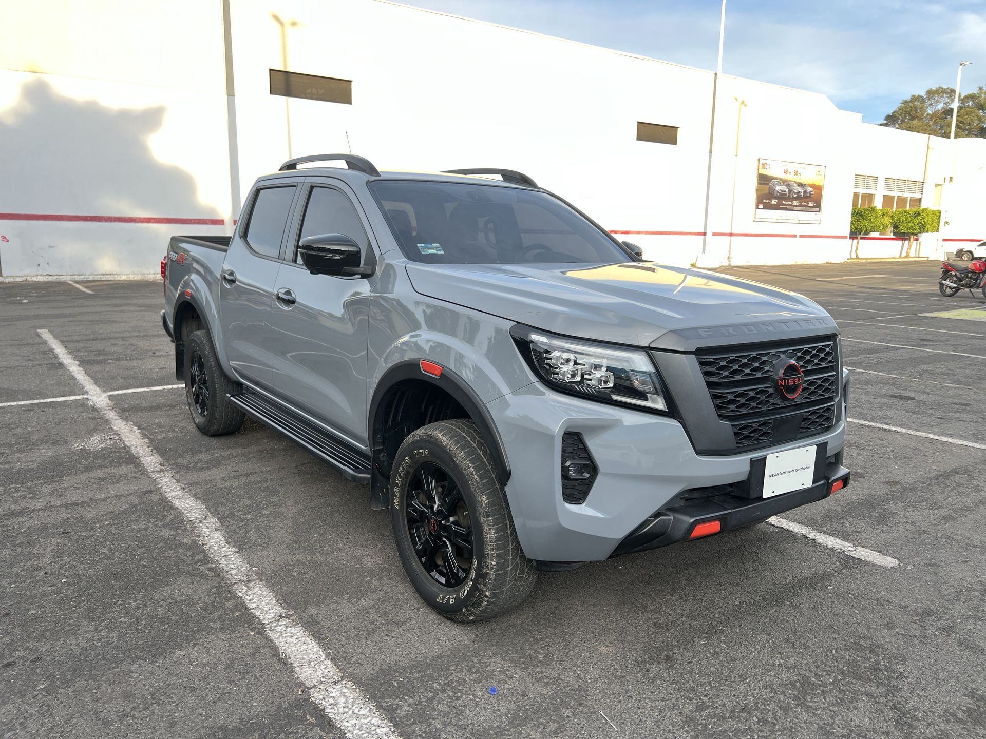 2023 Nissan FRONTIER PRO-4X 4X4 TA 23