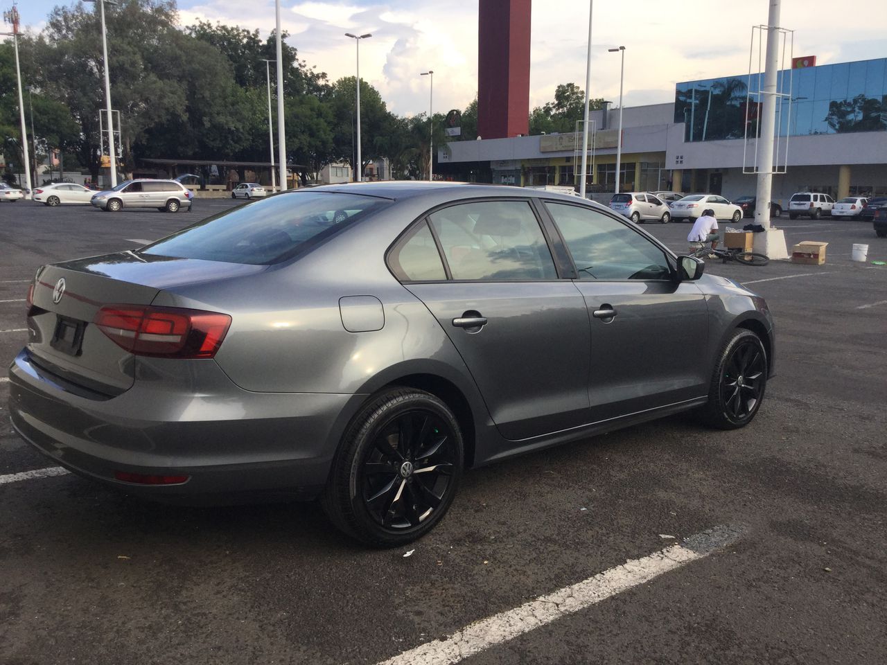 2018 Volkswagen JETTA TRENDLINE TIP.
