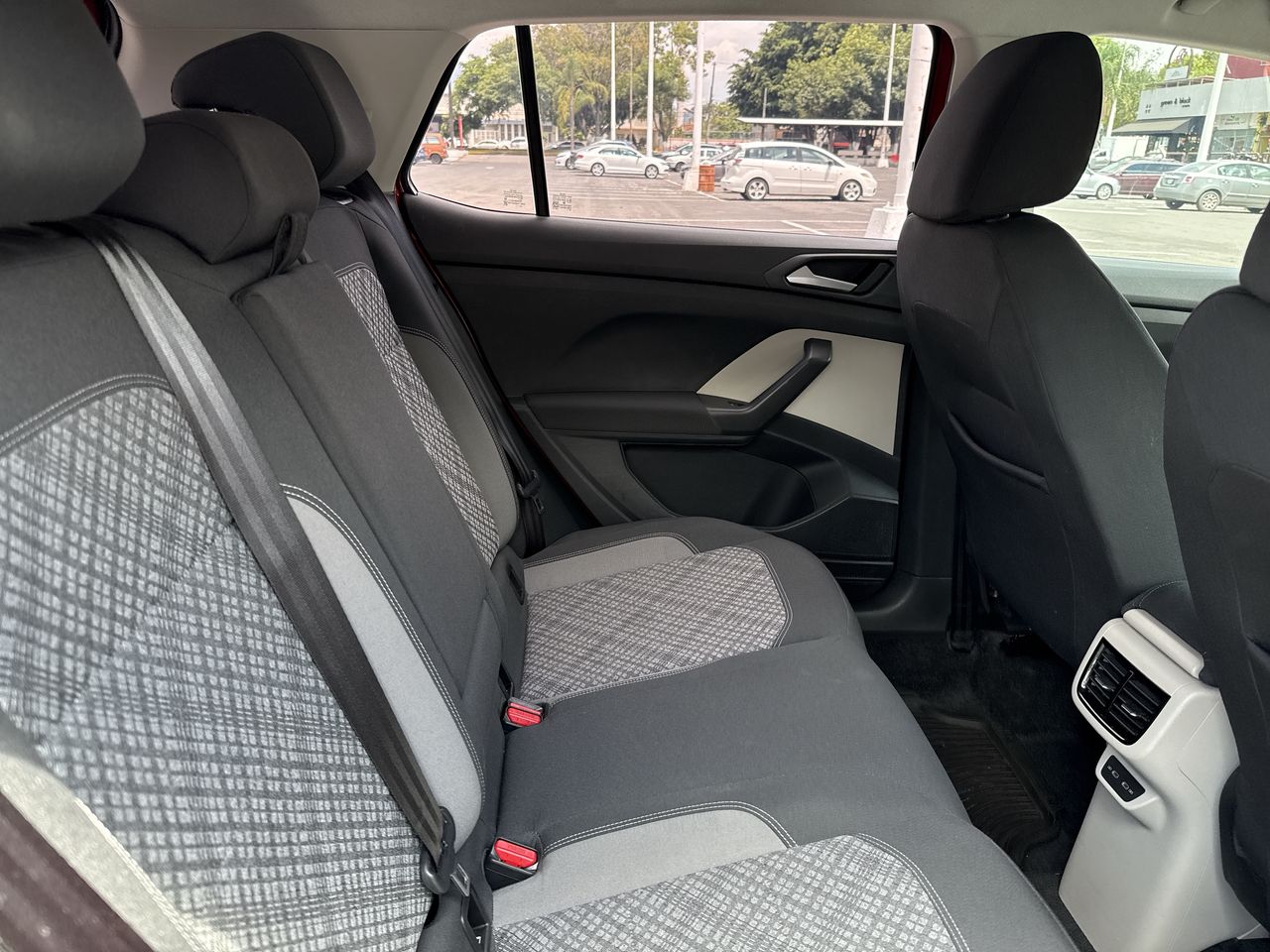 2023 Volkswagen TAIGUN TSI COMFORTLINE