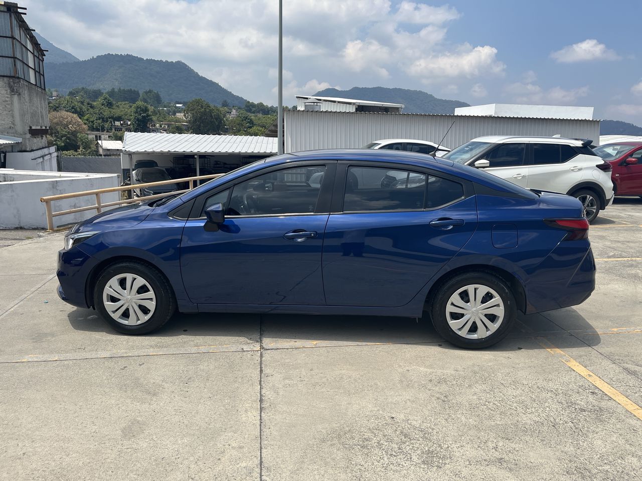 2021 Nissan VERSA SENSE CVT 21