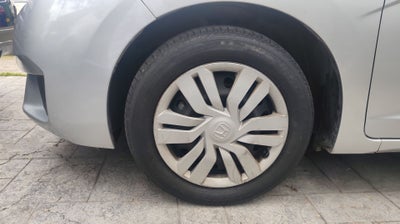 2015 Honda FIT 1.5 COOL MT