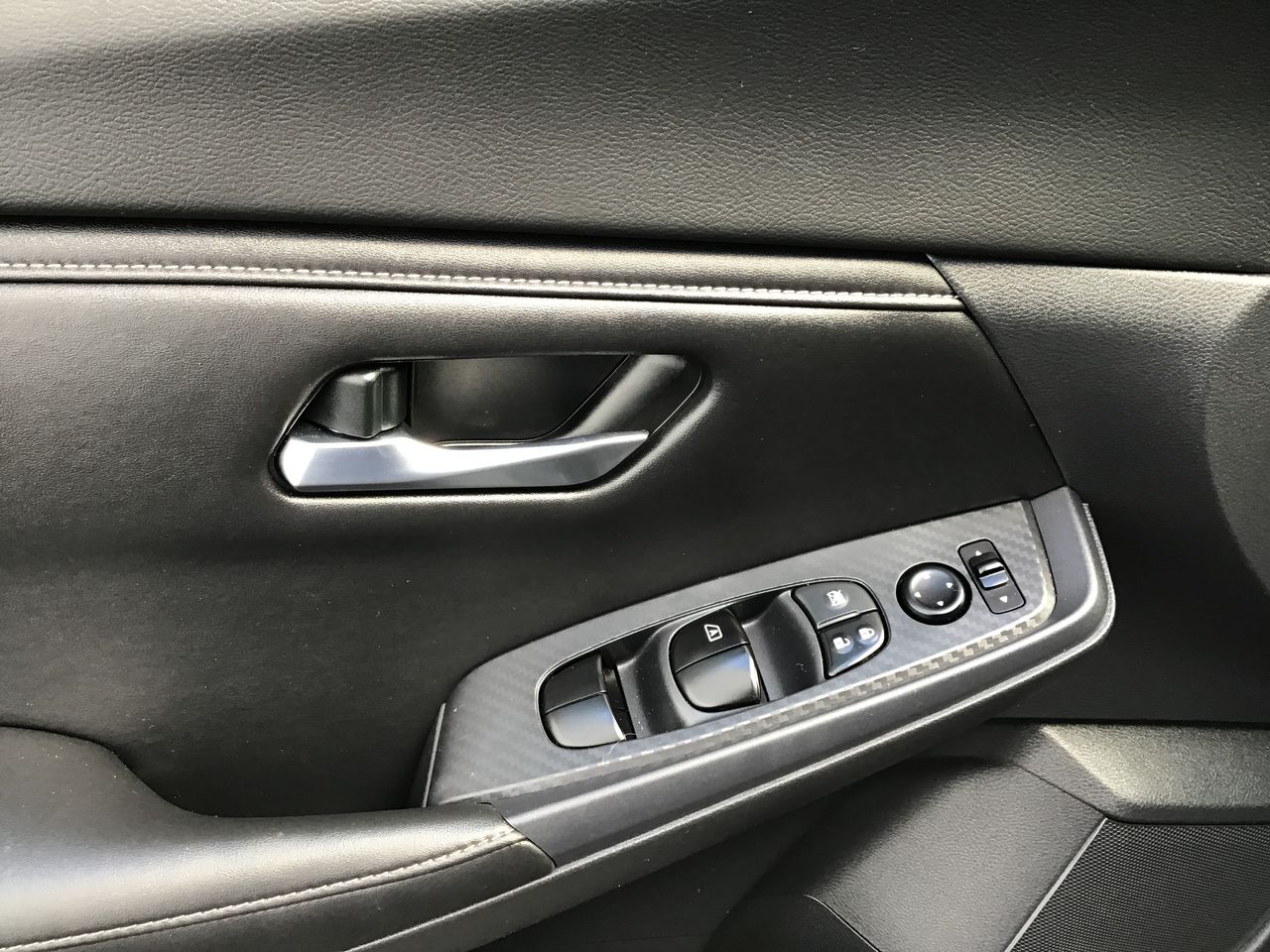 2020 Nissan SENTRA ADVANCE MT