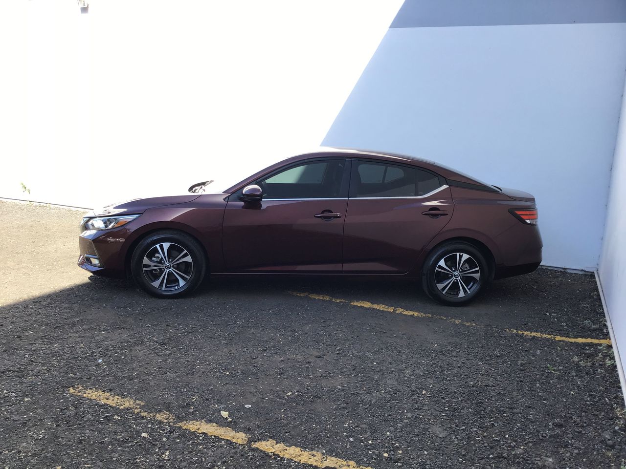 2020 Nissan SENTRA ADVANCE MT