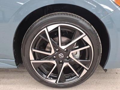 2025 Nissan SENTRA SR PLATINUM CVT 25