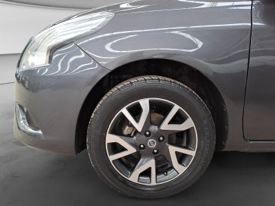 2019 Nissan VERSA ADVANCE MT AC